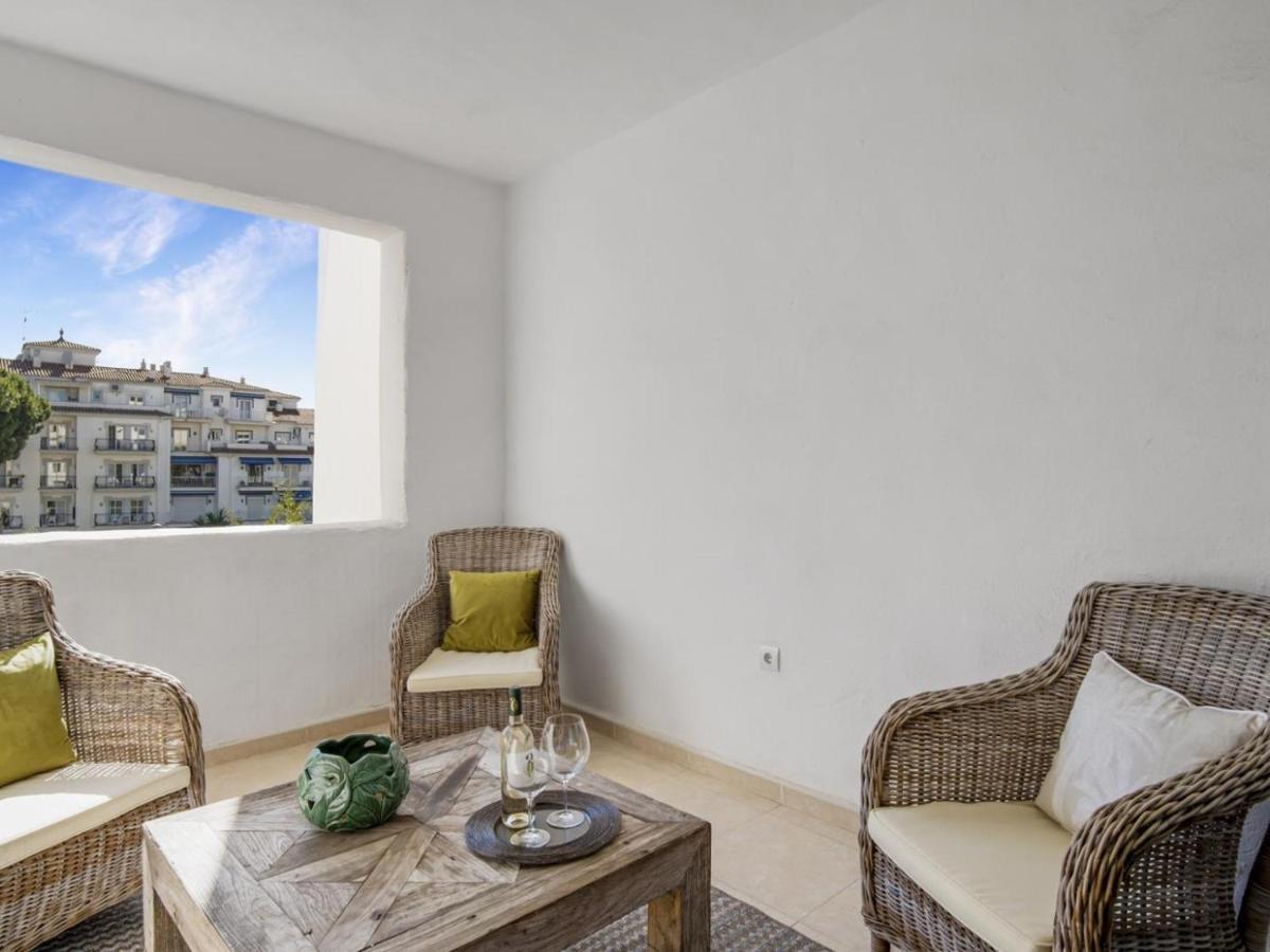 Apartamento De 2 Dormitorios En Playas Del Duque Marbella Dış mekan fotoğraf