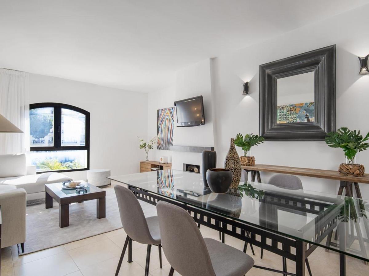 Apartamento De 2 Dormitorios En Playas Del Duque Marbella Dış mekan fotoğraf