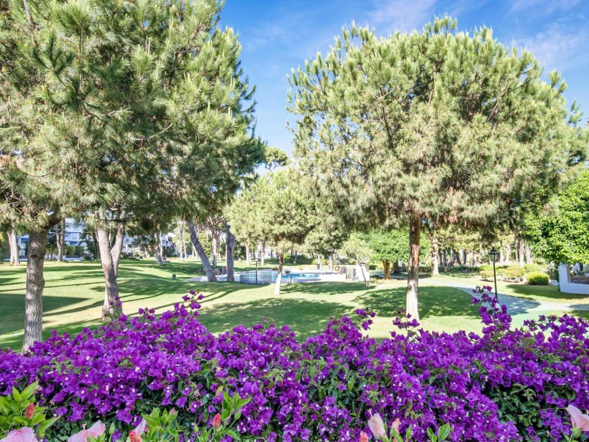 Apartamento De 2 Dormitorios En Playas Del Duque Marbella Dış mekan fotoğraf