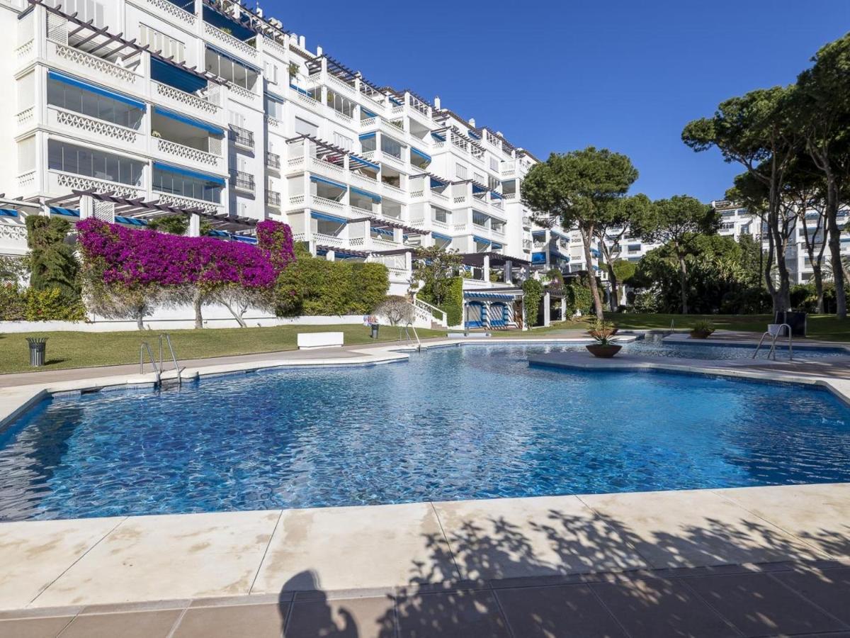 Apartamento De 2 Dormitorios En Playas Del Duque Marbella Dış mekan fotoğraf